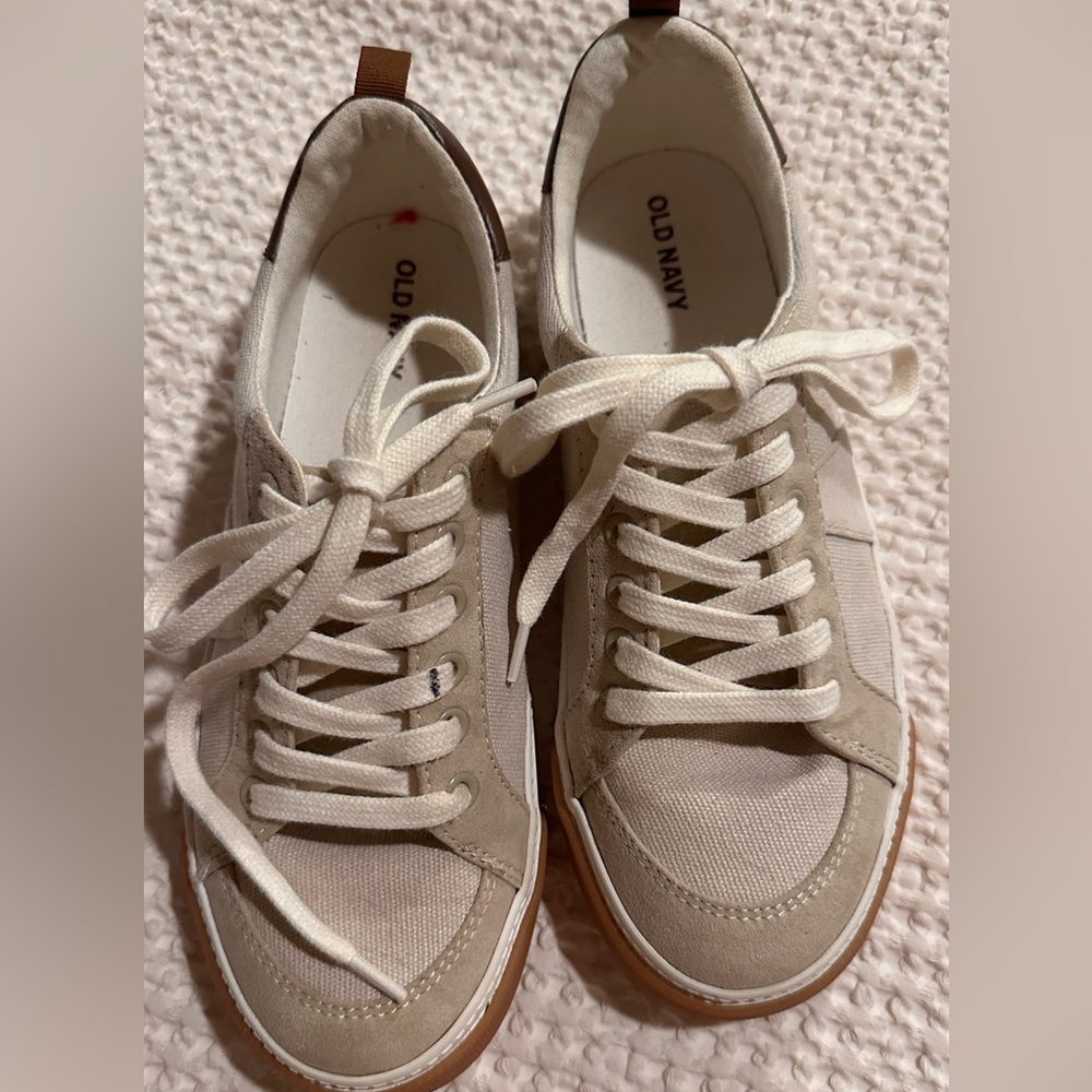 Old Navy Boys (5) shoes